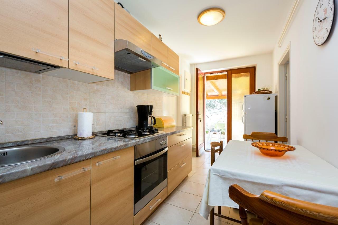 Apartment Marija Mali Lošinj Kültér fotó